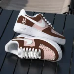 labubú Zapatillas a mano pintadas - Image 3
